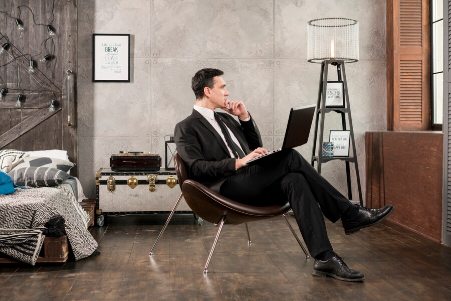 Job VS Business Lifestyle
